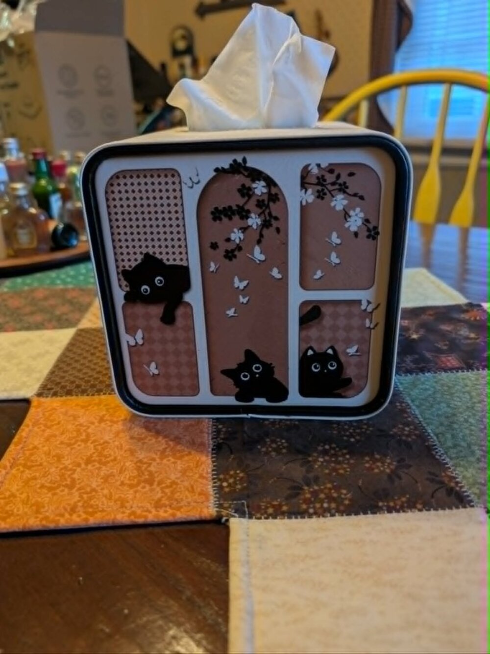 Decorative Tissue Box Cover with Cat Design